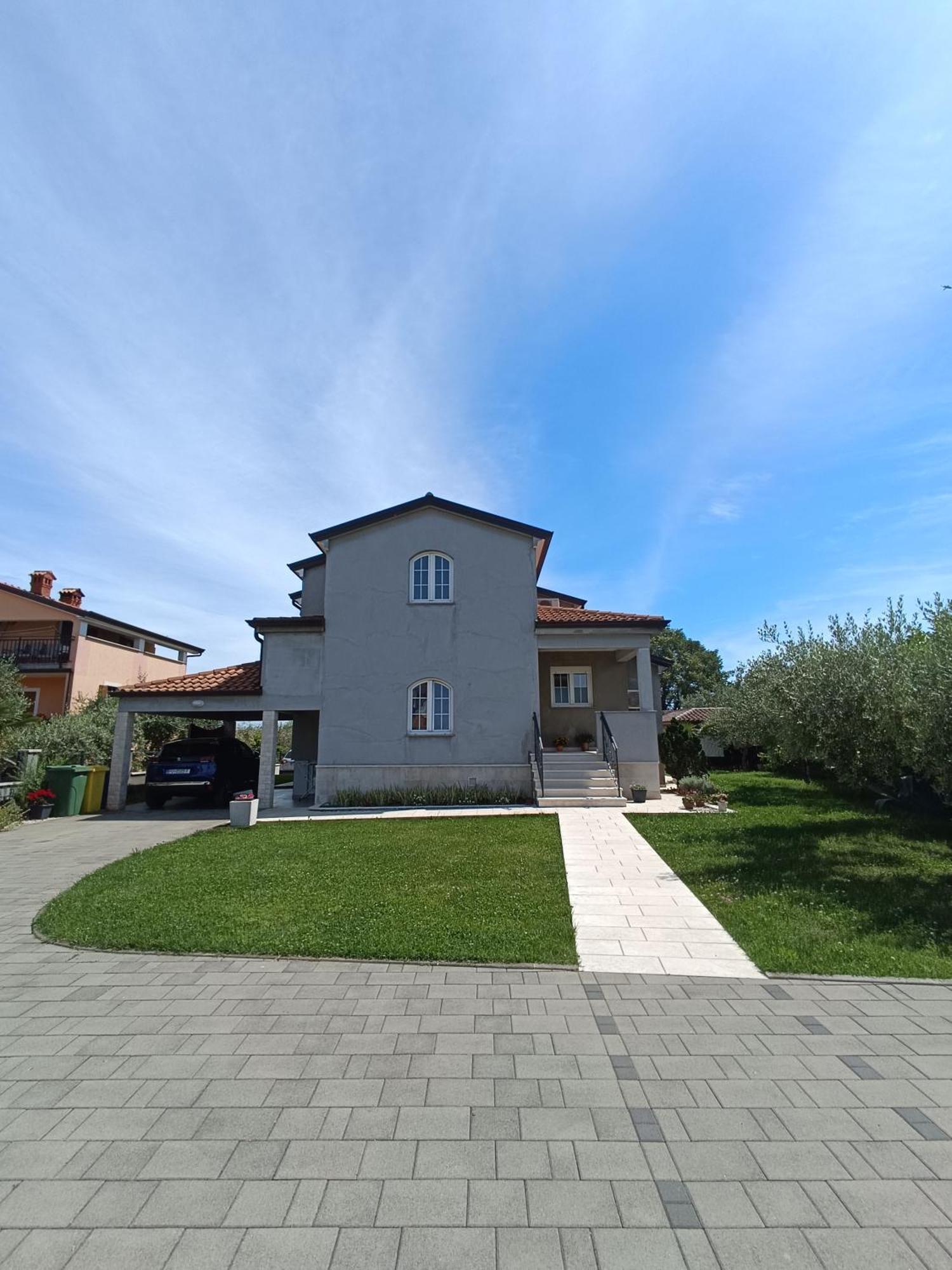 Apartman Ika Umag Exterior foto