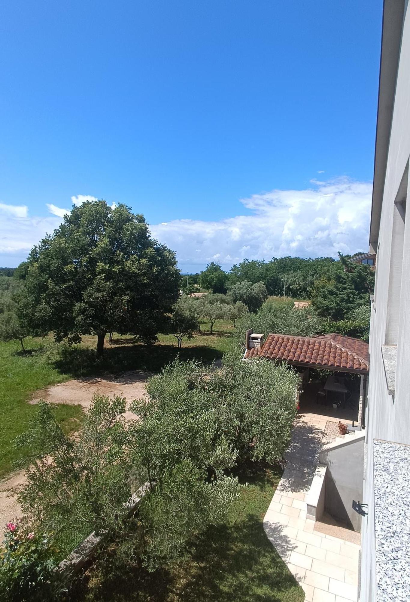 Apartman Ika Umag Exterior foto